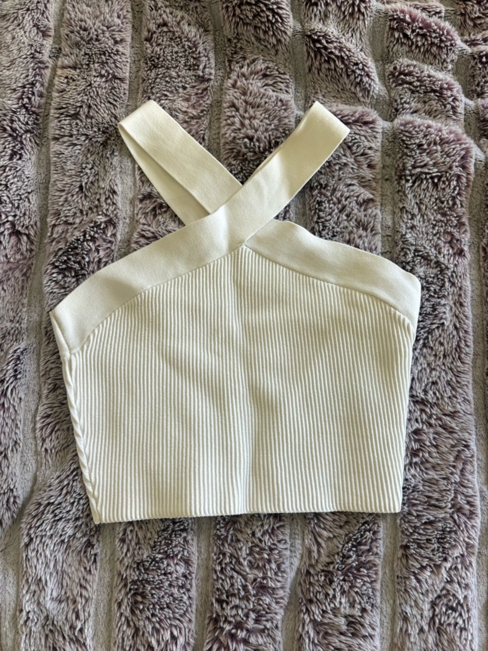 Aritzia Babaton Sculpt Knit Tank - White